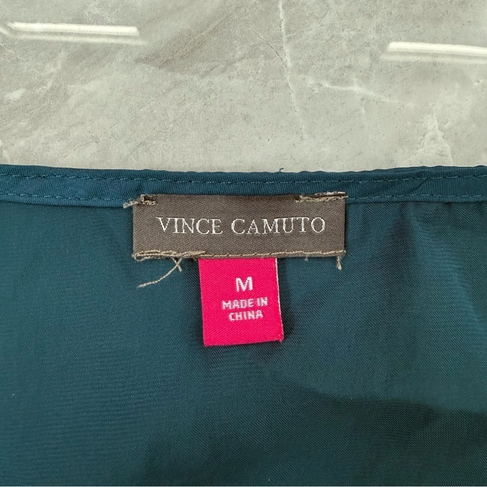 Women’s Vince Camuto Tie Front Elastic Cuff Long Sleeve V-Neck Top Medium - Picture 12 of 15